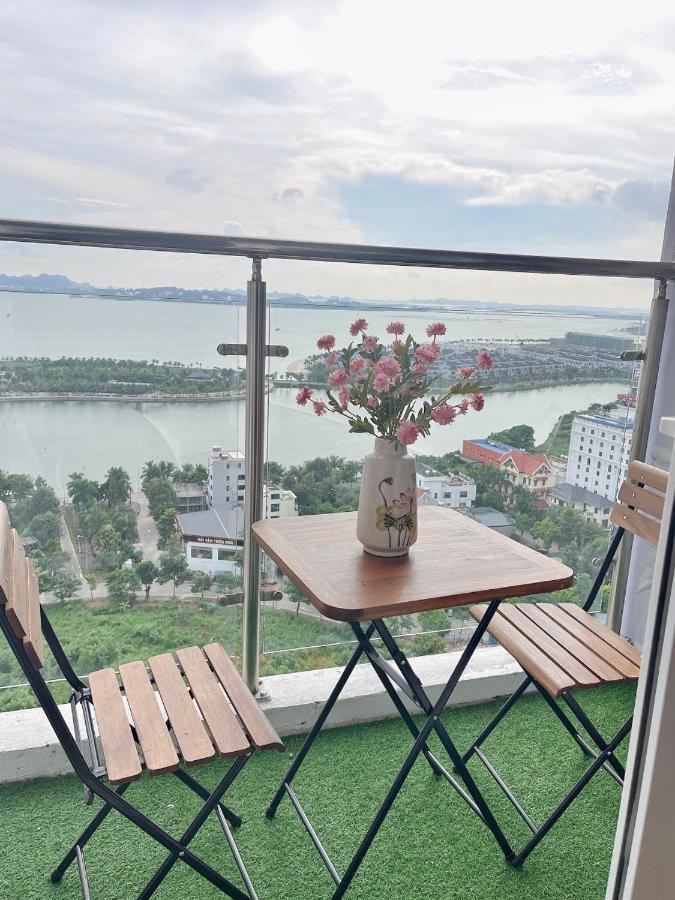 Homestay Huy Hoang 2 Pn View Sea Ha Long Exterior foto