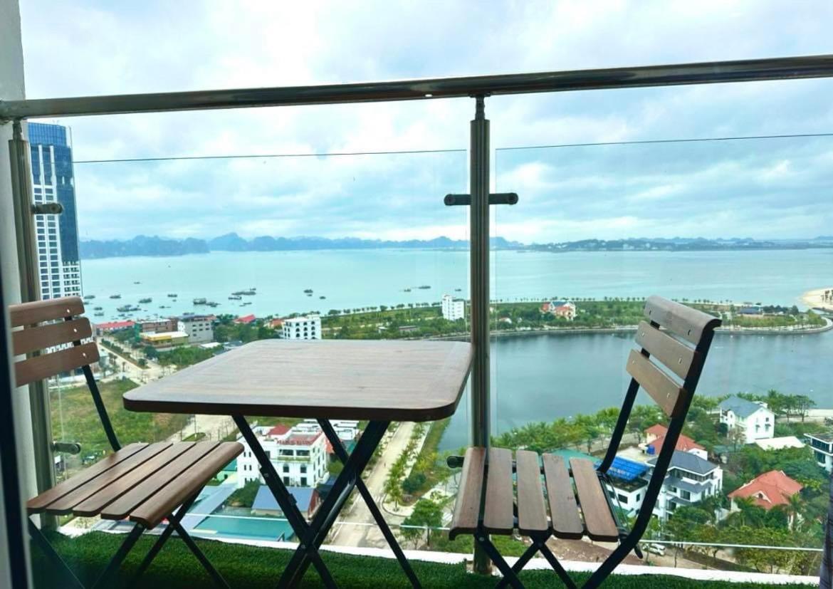 Homestay Huy Hoang 2 Pn View Sea Ha Long Exterior foto